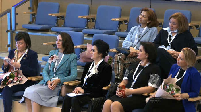 VII Дискуссионный клуб «Красота в женских руках» им. В.Г. Змазовой