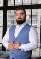 Пластический хирург Гукас Миракян